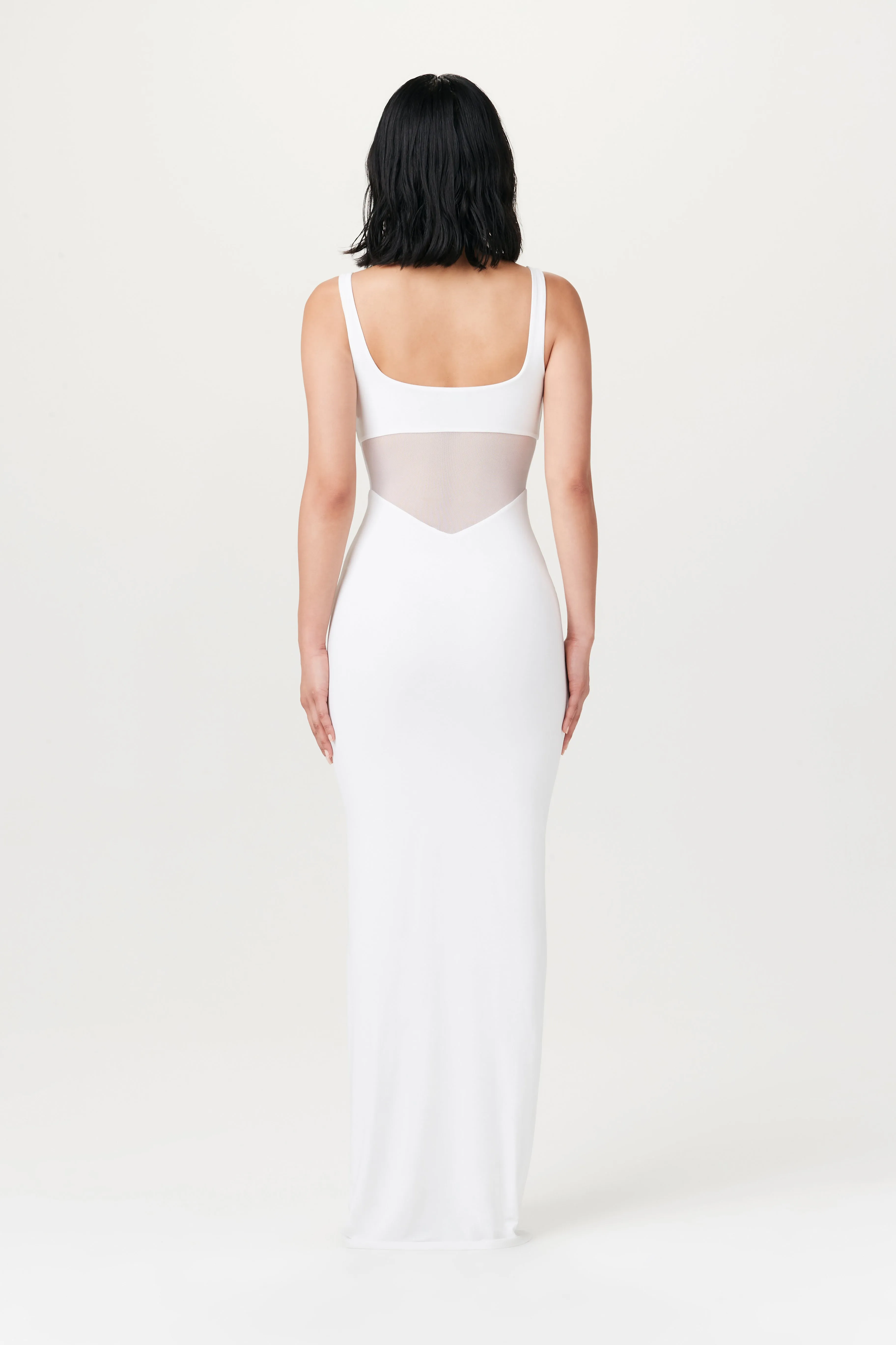 Elegant Hourglass Mesh Contrast Dress with Flattering Silhouette