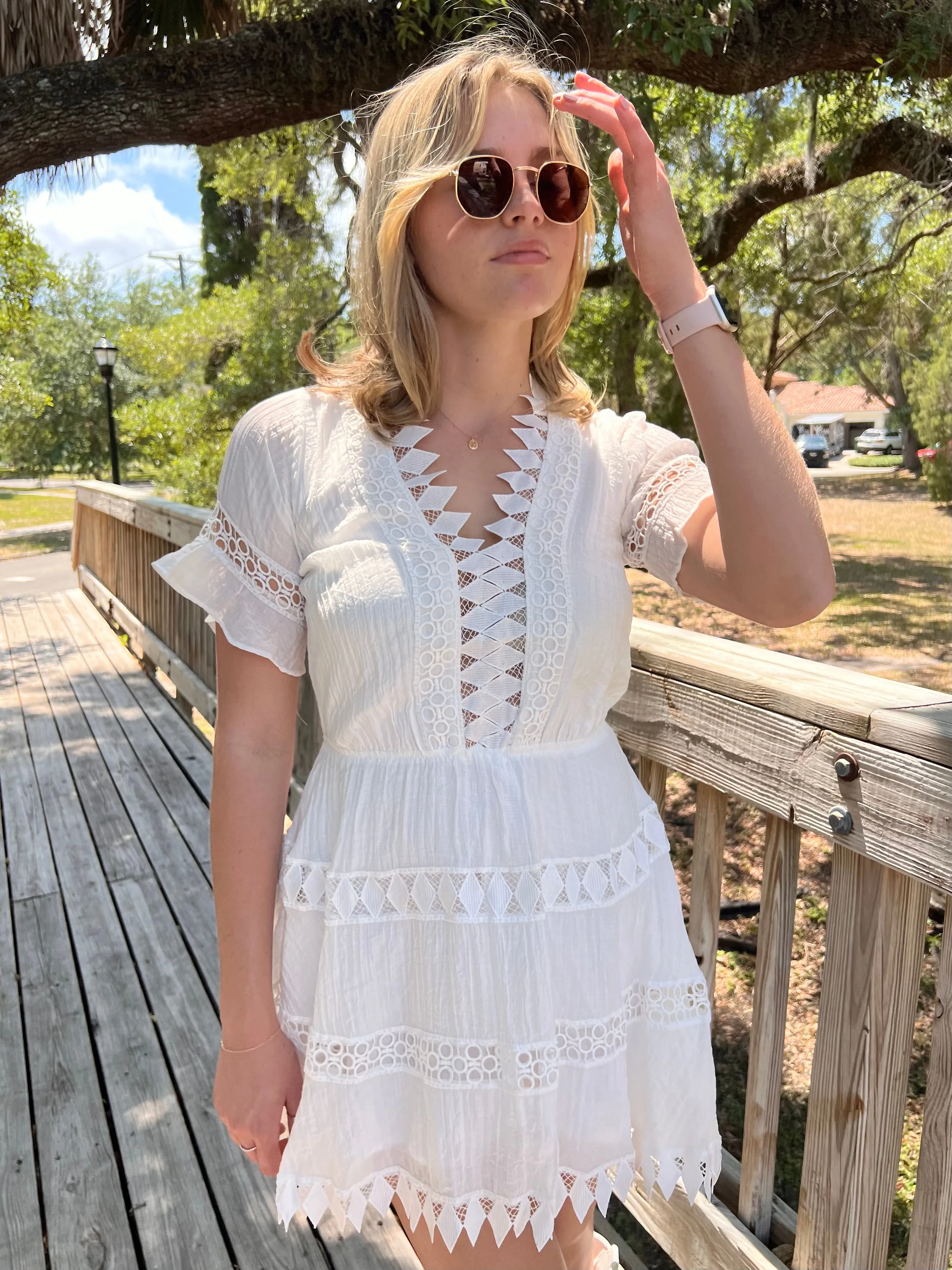 JESSIE EMBROIDERED DRESS IN WHITE