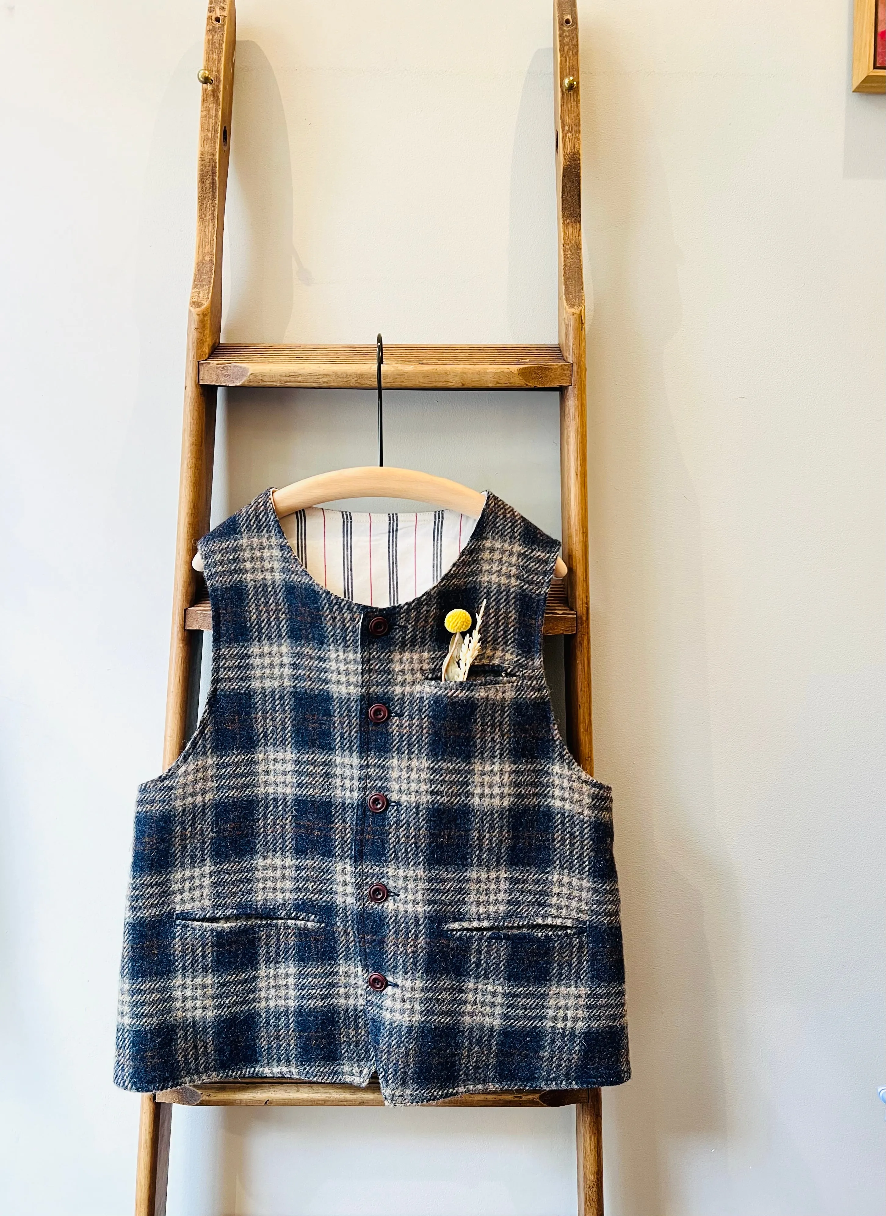 Tweed Reversible Vest / Navy Check