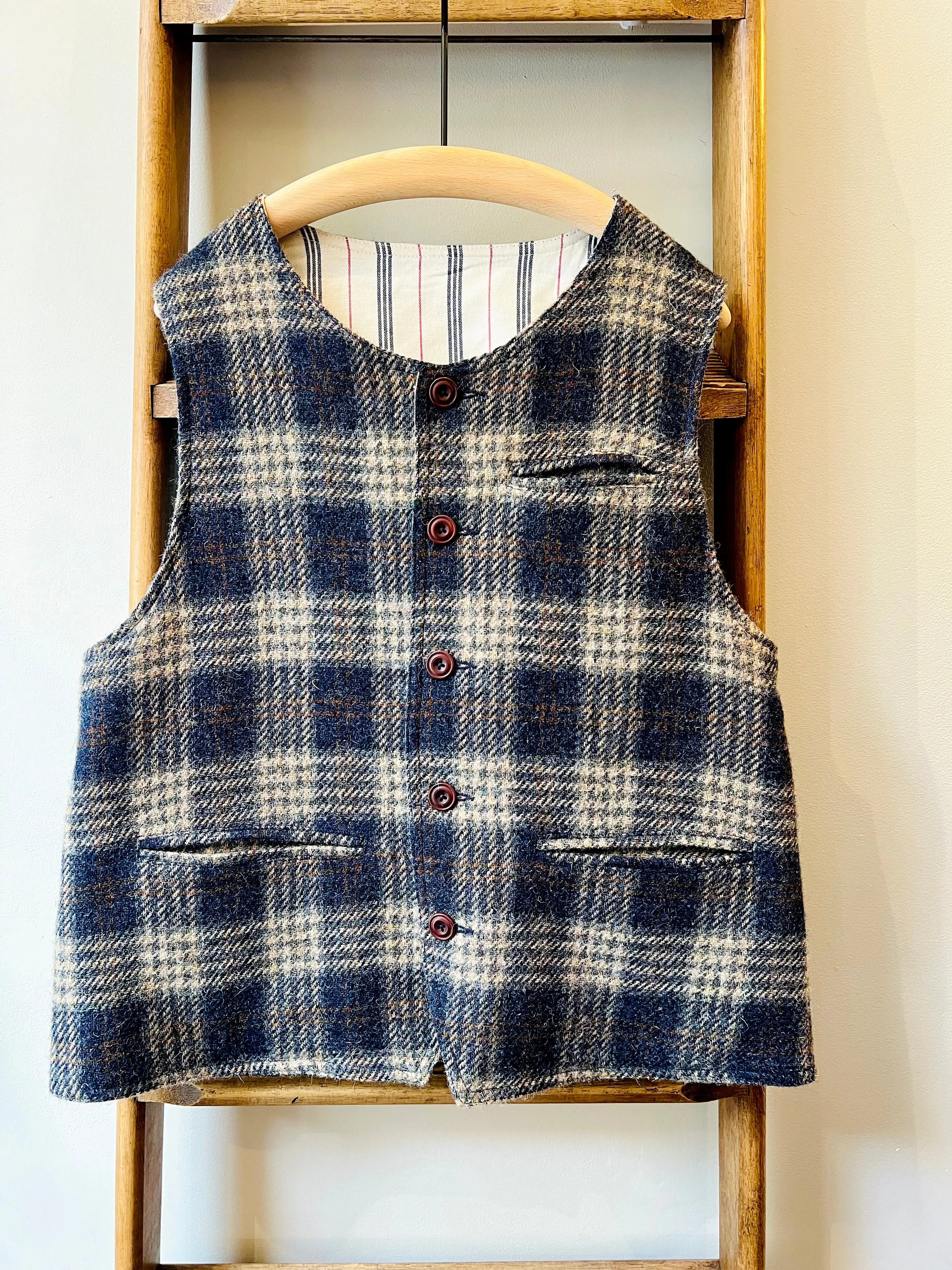 Tweed Reversible Vest / Navy Check