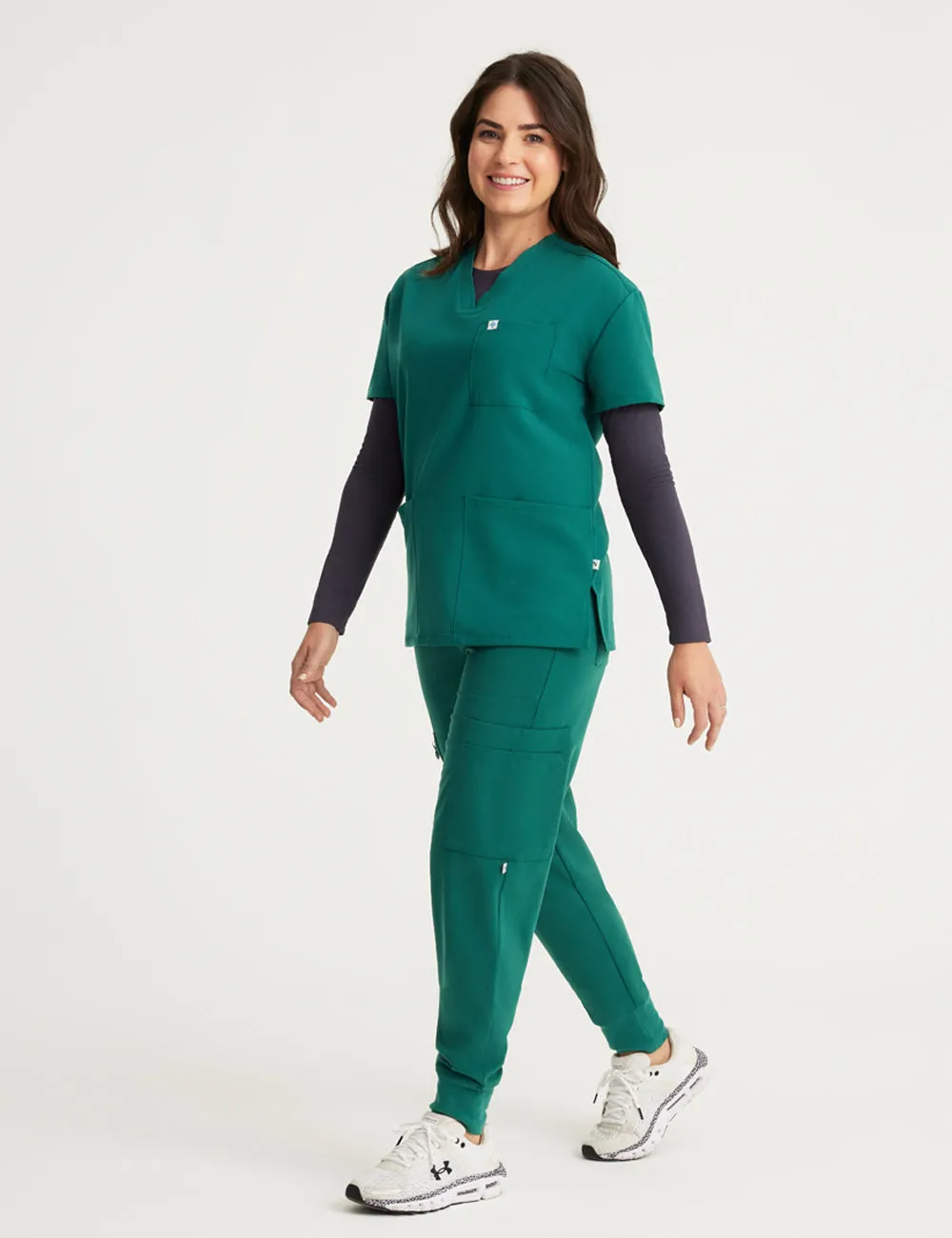 Womens 3-Pocket V-Neck Scrub Top - Hunter Green